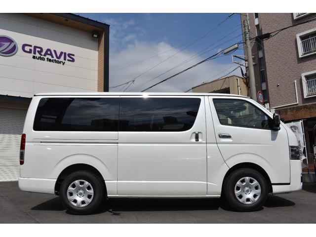 ハイエースバン スーパーＧＬ　ダークプライムＩＩ　未登録車／ディーゼル／ＬＥＤヘッドランプ／両側パワースライドドア／デジタルインナーミラー／パノラミックビューモニター／セーフティセンス／クリアランスソナー／パールホワイト／（10枚目）