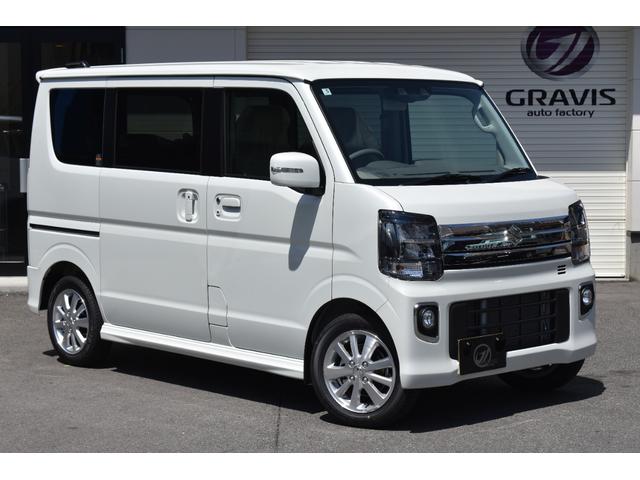 エブリイワゴン ＰＺターボスペシャル　届出済未使用車／パールホワイト／両側パワースライドドア／左側オートステップ／スマートキー／ＬＥＤヘッドランプ／純正１４ＡＷ／クリアランスソナー／本革巻きステアリング／標準ルーフ（2枚目）