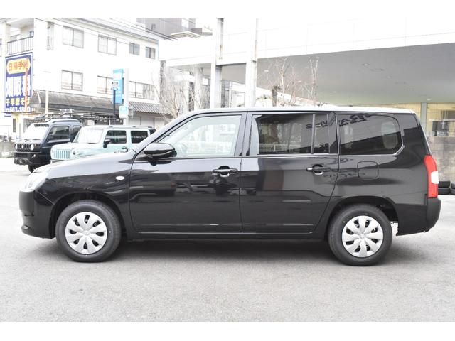 プロボックス ハイブリッドＦ　新車未登録／ハイブリッドＦ／シートヒーター／キーレス／オートエアコン／カラードドアハンドル／ルームミラー内蔵バックカメラ／全席パワーウインドウ／（14枚目）