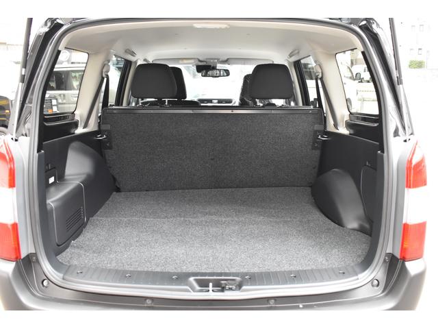 プロボックス ハイブリッドＦ　新車未登録／ハイブリッドＦ／シートヒーター／キーレス／オートエアコン／カラードドアハンドル／ルームミラー内蔵バックカメラ／全席パワーウインドウ／（27枚目）