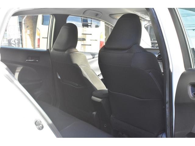 プリウス S 純正9インチナビ/フルセグTV/BTオーディオ/バックモニター/スマートキー/ビルトインETC/革巻きステアリング/LEDヘッドライト/セーフティセンス/純正15インチAW/(25枚目)