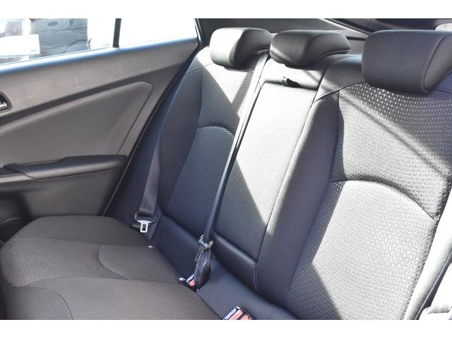 プリウス S 純正9インチナビ/フルセグTV/BTオーディオ/バックモニター/スマートキー/ビルトインETC/革巻きステアリング/LEDヘッドライト/セーフティセンス/純正15インチAW/(30枚目)