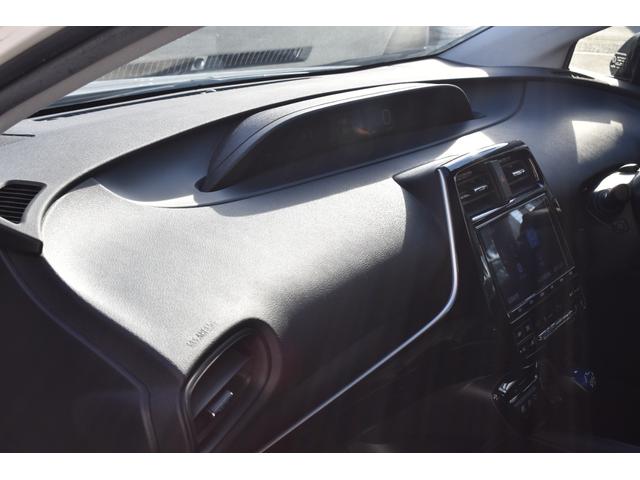 プリウス S 純正9インチナビ/フルセグTV/BTオーディオ/バックモニター/スマートキー/ビルトインETC/革巻きステアリング/LEDヘッドライト/セーフティセンス/純正15インチAW/(33枚目)