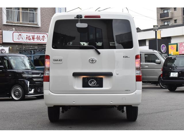 タウンエースバン ＧＬ　ラムエースフェイスキット新車コンプリート／ＨＩＰＰＯＣＡＲリアウインドウパネル／Ｗｅｄｓ１４インチＡＷ／ＴＯＹＯオープンカントリーホワイトレタータイヤ／外装コンプリート／（7枚目）