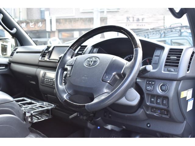 ハイエースバン スーパーＧＬ　ダークプライムＩＩ　ワンオーナー／パナソニックナビ／フルセグ／Ｂカメラ／両側パワースライドドア／モデリスタフルエアロ／１．５インチローダウン／ファブレス１７インチＡＷ／ＥＴＣ／スマートキー／セーフティセンス／（16枚目）