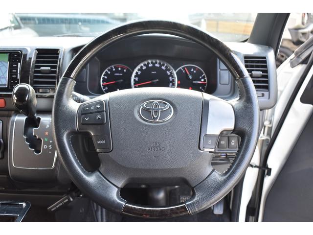 ハイエースバン スーパーＧＬ　ダークプライムＩＩ　ワンオーナー／パナソニックナビ／フルセグ／Ｂカメラ／両側パワースライドドア／モデリスタフルエアロ／１．５インチローダウン／ファブレス１７インチＡＷ／ＥＴＣ／スマートキー／セーフティセンス／（22枚目）