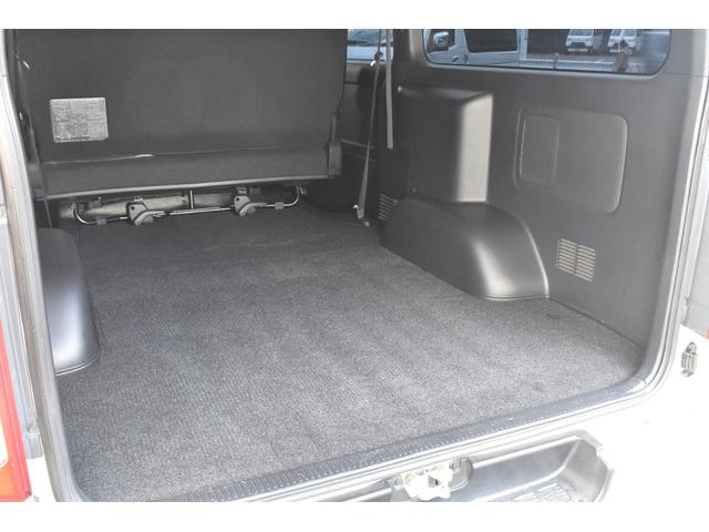 ハイエースバン スーパーＧＬ　ダークプライムＩＩ　ワンオーナー／パナソニックナビ／フルセグ／Ｂカメラ／両側パワースライドドア／モデリスタフルエアロ／１．５インチローダウン／ファブレス１７インチＡＷ／ＥＴＣ／スマートキー／セーフティセンス／（26枚目）