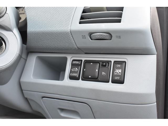 マイクラＣ＋Ｃ ベースグレード　女性ワンオーナー／禁煙車／キーレス／ハーフレザーシート／本革巻きステアリング／シートヒーター／電動オープン／純正ナビ／地デジＴＶ／社外デジタルインナーミラー／シートヒーター／点検整備記録簿（27枚目）