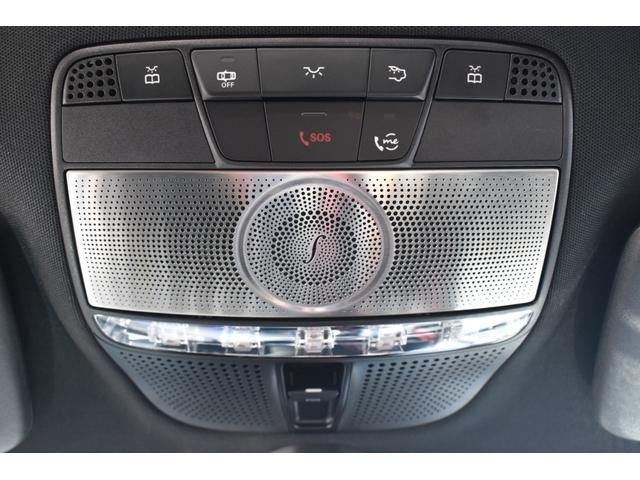 �����ȃf�U�C���̂f�N���X�ł��������ݔ��ɂ�������肪�������܂��I�u�����X�^�[�T���E���h�V�X�e���͂P�T�X�s�[�J�[�𑕔����܂��I�h���C�u�₨�o�����̍ۂ��`�u�V�X�e�������y���݂��������܂��I