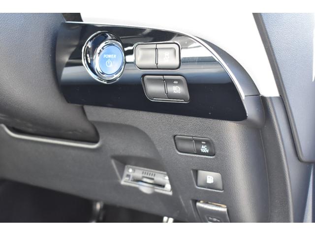 プリウス Ｓツーリングセレクション　後期モデル／ユーザー様買取車／スマートキー／純正９インチナビ／フルセグＴＶ／パノラマモニター／ＢＴオーディオ／ＬＥＤヘッドライト・フォグ／ソフトレザーシート／シートヒーター／純正１７ＡＷ／ＡＣ１００Ｖ（26枚目）