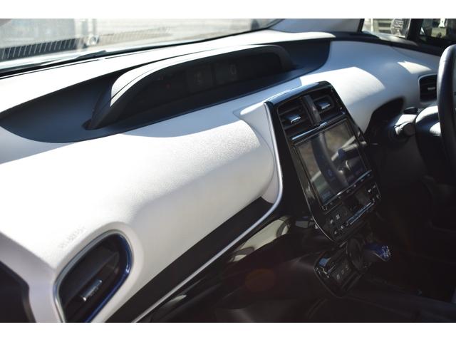 プリウス Ｓツーリングセレクション　後期モデル／ユーザー様買取車／スマートキー／純正９インチナビ／フルセグＴＶ／パノラマモニター／ＢＴオーディオ／ＬＥＤヘッドライト・フォグ／ソフトレザーシート／シートヒーター／純正１７ＡＷ／ＡＣ１００Ｖ（36枚目）