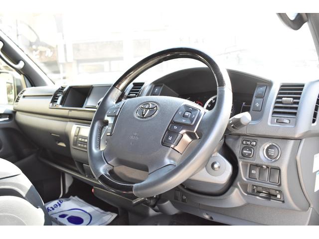 ハイエースバン スーパーGL ダークプライムII ユーザー様買取車/ワンオーナー/禁煙車/ワイドボディ/ディーゼルターボ/ミドルルーフ/パンテーラセキュリティ/純正ナビ・TV/パノラミックビューモニター/前後型ドライブレコーダー/ハーフレザーシート/(15枚目)