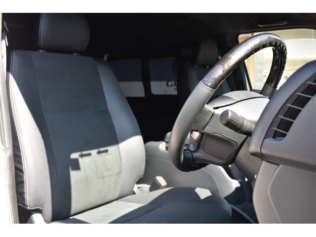 ハイエースバン スーパーGL ダークプライムII ユーザー様買取車/ワンオーナー/禁煙車/ワイドボディ/ディーゼルターボ/ミドルルーフ/パンテーラセキュリティ/純正ナビ・TV/パノラミックビューモニター/前後型ドライブレコーダー/ハーフレザーシート/(16枚目)