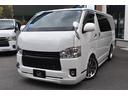 ハイエースバン スーパーＧＬ　ダークプライムＩＩ　ワンオーナー／禁煙車／イクリプスナビ／フルセグＴＶ／４１５ＣＯＢＲＡフルエアロ／２．０インチローダウン／シルクブレイズ１８ＡＷ／助手席エアバッグ／バックカメラ内蔵ジドウボウゲンミラー／小窓付き／（5枚目）
