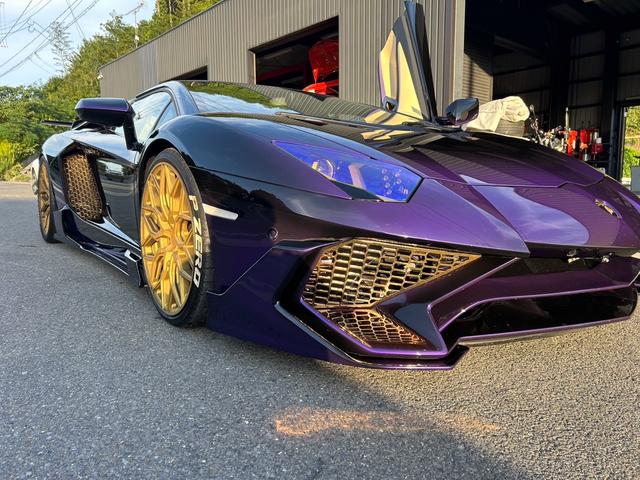 アヴェンタドール ＬＰ７００－４ロードスター　Ｄ車外装　パープルグラデーションオールペンエキゾテック可変ストレートマフラーＶＯＳＳＥＮ　ホイールＳＶ仕様ファイティングスターエアロ内装張り替えカーボンパーツ使用（8枚目）