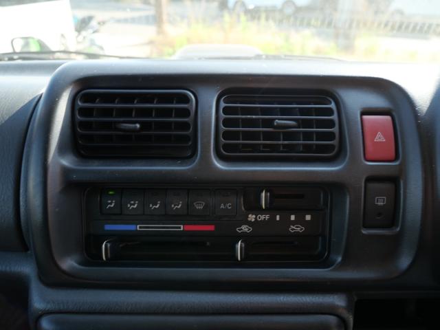 ジムニー ランドベンチャー　リフトアップ　ＦＲバンパー　ブッシュガード　社外１６インチアルミホイール　ＭＯＭＯステアリング　キーレスエントリー　社外マフラー　ナビ　レカロシート（23枚目）