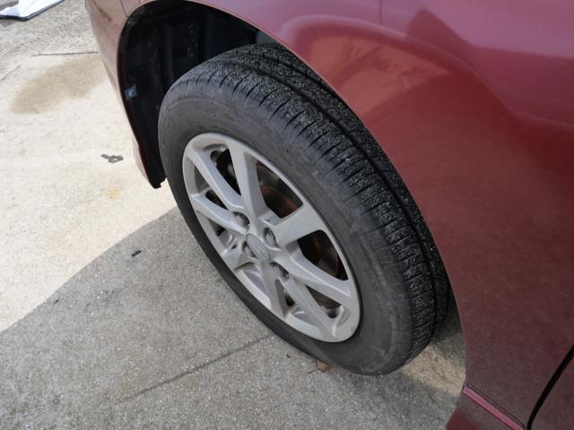 タント カスタムＸ　左側電動スライドドア　スマートキー　プッシュスタート　ナビ　フルセグ　オートエアコン　エコアイドル搭載車　電動格納ミラー（10枚目）