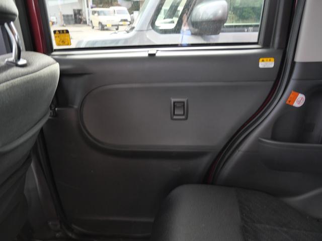 タント カスタムＸ　左側電動スライドドア　スマートキー　プッシュスタート　ナビ　フルセグ　オートエアコン　エコアイドル搭載車　電動格納ミラー（15枚目）