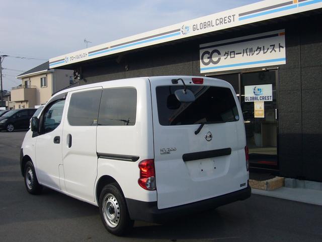 ＮＶ２００バネットバン ＤＸ　パワーリフト　ＥＴＣ　ナビ　キーレスエントリー　両側スライドドア　ＡＴ　エアコン　パワーステアリング　パワーウィンドウ　運転席エアバッグ　助手席エアバッグ　パーテーション（14枚目）