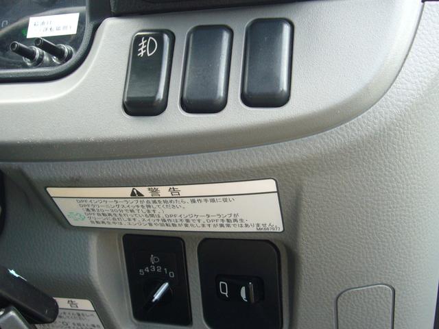 キャンター 全低床　２ｔ　５速　ナビ　ワンセグＴＶ　Ｂｔオーディオ　ＥＴＣ　自動被害軽減ブレーキ　車線逸脱警報　横滑り防止装置　インフォメーションモニター　電動ミラー　アームレスト　オーバーヘッドシェルフ　キーレス（19枚目）