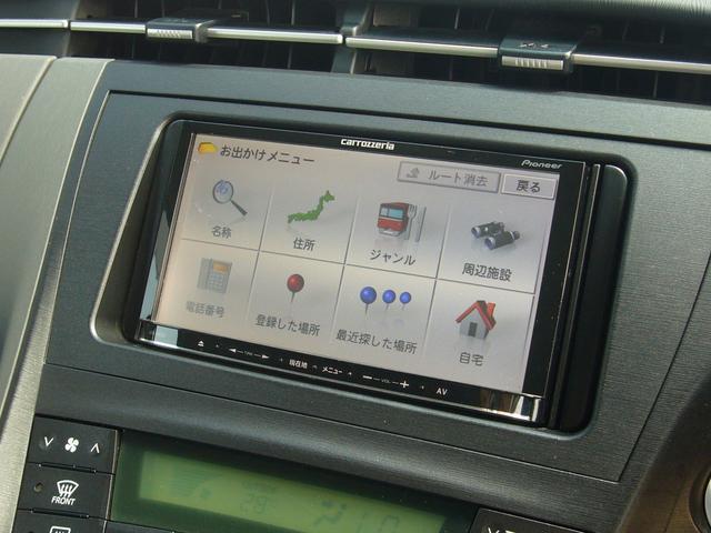 プリウス Ｓ　社外ナビ　ワンセグＴＶ　ＤＶＤ再生　Ｂｔオーディオ　ビルトインＥＴＣ　インフォメーションモニター　スマートキー　ハンドルスイッチ　オートライト　フォグランプ　サイドＳＲＳカーテンエアバック　電動ミラー（17枚目）