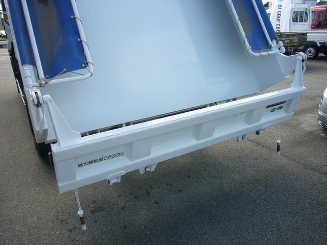 フォワード 　ダンプ　３５００ｋｇ　６速　ＥＴＣ　キーレス　インフォメーションモニター　オーバーヘッドシェルフ　フォグランプ　荷台・下廻り新塗装済み（16枚目）