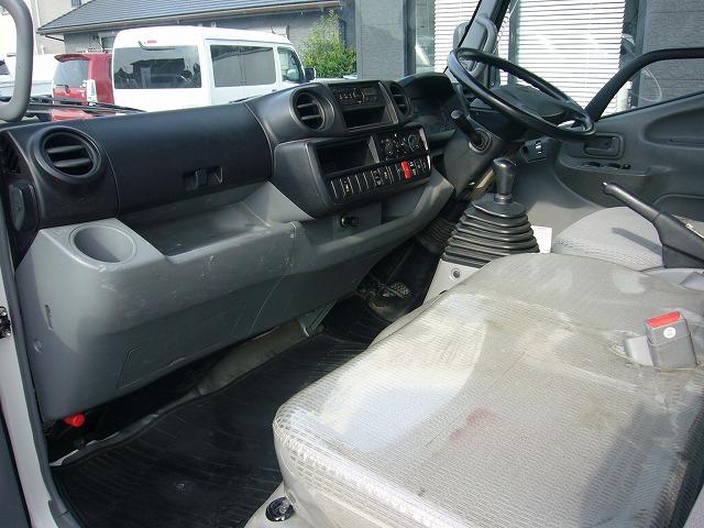 デュトロ 全低床 全低床 5速 1610kg タツノホームローリー軽油1.9kl リヤモニター 自動被害軽減ブレーキ 車線 坂道発進補助装置 電動ミラー フォグランプ(3枚目)