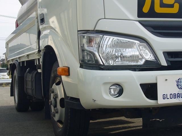 デュトロ 全低床 全低床 5速 1610kg タツノホームローリー軽油1.9kl リヤモニター 自動被害軽減ブレーキ 車線 坂道発進補助装置 電動ミラー フォグランプ(18枚目)