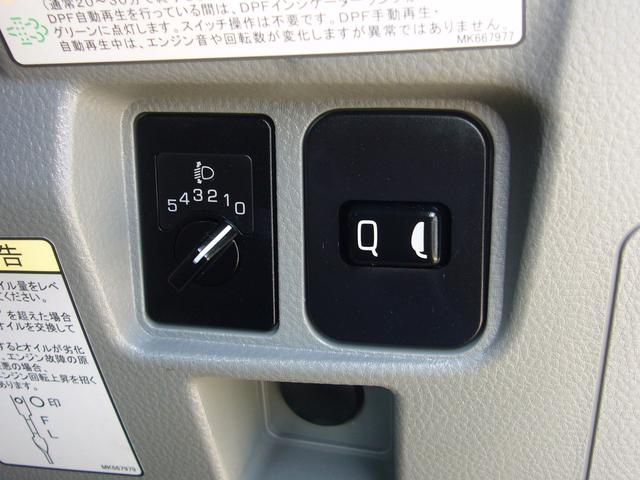 キャンター 全低床　２ｔ　オートマ　ナビ　バックカメラ　Ｂｔオーディオ　ＥＴＣ　自動被害軽減ブレーキ　車線逸脱警報・横滑り防止装置　坂道発進補助装置　アクティブサイドガードアシスト　ＬＥＤヘッドライト　スマートキー（17枚目）