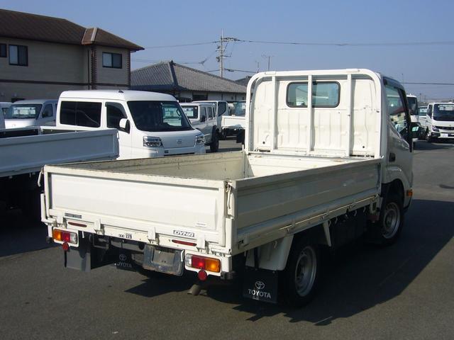 ダイナトラック ジャストロー　１２００ｋｇ　オートマ　ＦＭＡＭラジオ　集中ドアロック　ＷＳＲＳエアバック　ＡＢＳ　センターコンソール　フォグランプ　エアコン　パワステ　パワーウィンドウ　ＵＶカットガラス（6枚目）