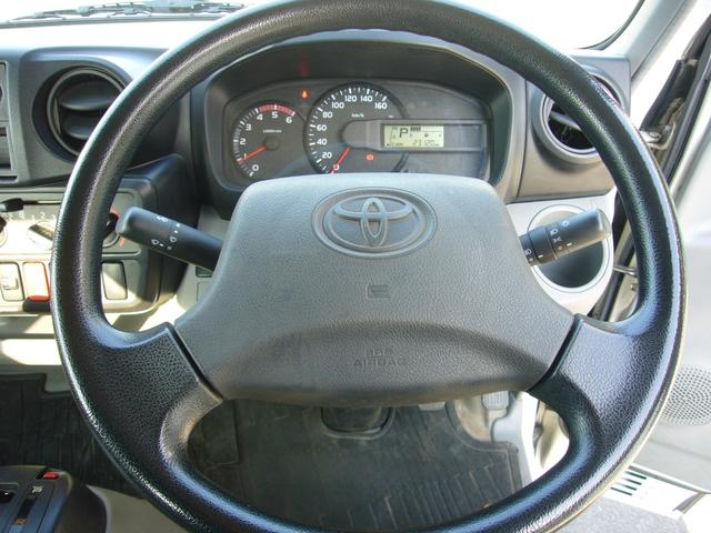 ダイナトラック ジャストロー　１２００ｋｇ　オートマ　ＦＭＡＭラジオ　集中ドアロック　ＷＳＲＳエアバック　ＡＢＳ　センターコンソール　フォグランプ　エアコン　パワステ　パワーウィンドウ　ＵＶカットガラス（11枚目）