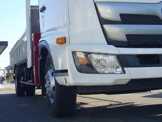 ヒノレンジャー 全低床　古河ユニック　フックイン　ＦＭＡＭラジオ　ＥＴＣ　カラーインフォメーションモニター　自動被害軽減ブレーキ　車線逸脱警報・横滑り防止装置　坂道発進補助装置　オーバーヘッドシェルフ　荷台新塗装済み（11枚目）