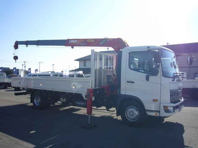 ヒノレンジャー 全低床　古河ユニック　フックイン　ＦＭＡＭラジオ　ＥＴＣ　カラーインフォメーションモニター　自動被害軽減ブレーキ　車線逸脱警報・横滑り防止装置　坂道発進補助装置　オーバーヘッドシェルフ　荷台新塗装済み（18枚目）