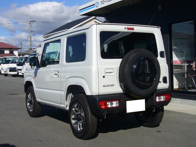 ジムニー ＸＣ　新品８型ナビ　フルセグＴＶ　Ｂｔオーディオ　スマートキー　革巻ステアリング　オートクルーズ　オートＬＥＤヘッドライト　スズキセーフティサポート　オートリトラクトミラー　オートエアコン　純正１６アルミ（4枚目）