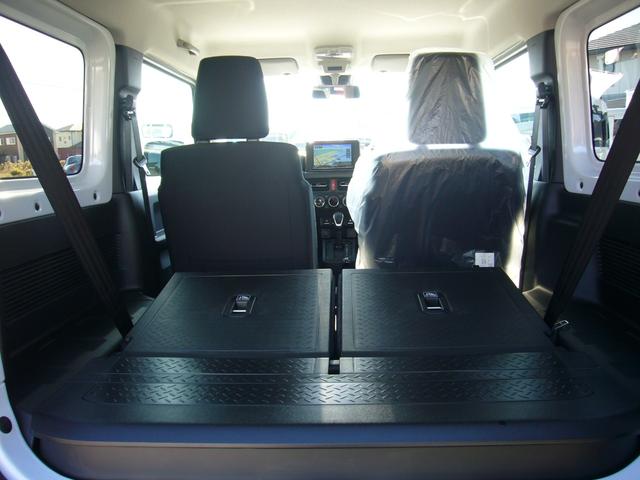 ジムニー ＸＣ　新品８型ナビ　フルセグＴＶ　Ｂｔオーディオ　スマートキー　革巻ステアリング　オートクルーズ　オートＬＥＤヘッドライト　スズキセーフティサポート　オートリトラクトミラー　オートエアコン　純正１６アルミ（20枚目）