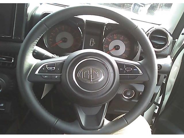 ジムニー ＸＣ　キャルズフロントグリル・バンパー　スマキー　インフォメーションモニター　自動被害軽減ブレーキ　車線逸脱警報　横滑り防止装置　坂道発進補助装置　パーキングセンサー　オートＬＥＤヘッドライト　革巻ステア（54枚目）