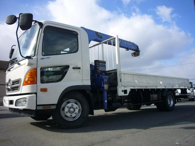 ヒノレンジャー 全低床　オートマ　タダノユニック２．９３ｔ　フックイン　ＦＭＡＭラジオ　ＥＴＣ　インフォメーションモニター　オーバーヘッドシェルフ　フォグランプ　左電動ミラー　ラジコン　荷台新塗装済み（2枚目）