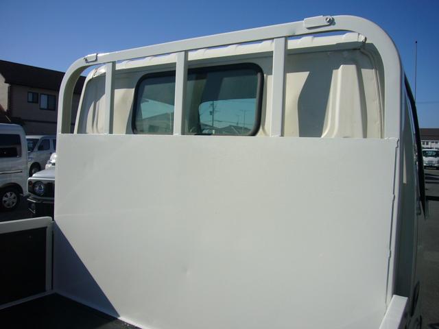 ダイナトラック フルジャストロー　１２００ｋｇ　オートマ　ＦＭＡＭラジオ　ＥＴＣ　集中ドアロック　運転席エアバック　センターコンソール　ＵＶカットガラス　エアコン・パワステ・パワーウィンドウ　フォグランプ　荷台新塗装済　ツールボックス（10枚目）