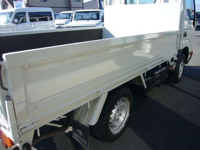 ダイナトラック フルジャストロー　１２００ｋｇ　オートマ　ＦＭＡＭラジオ　ＥＴＣ　集中ドアロック　運転席エアバック　センターコンソール　ＵＶカットガラス　エアコン・パワステ・パワーウィンドウ　フォグランプ　荷台新塗装済　ツールボックス（37枚目）