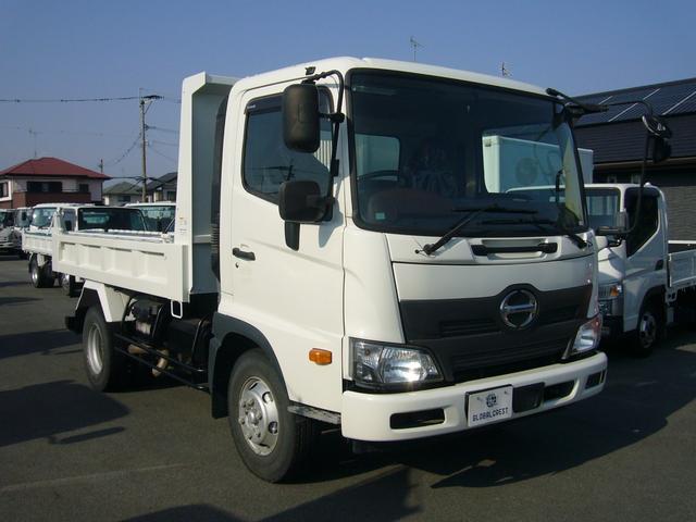 ヒノレンジャー ダンプ　３５００ｋｇ　６速　ＦＭＡＭラジオ　Ｂｔオーディオ　ＥＴＣ　カラーインフォメーションモニター　集中ドアロック　左電動ミラー　オーバーヘッドシェルフ　センターコンソール　横滑り防止装置　荷台新塗装済み（10枚目）