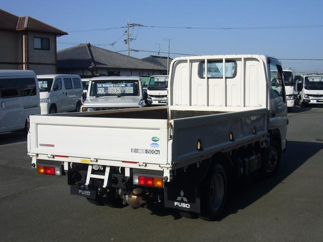 キャンター 　全低床　１．５ｔ　オートマ　ＥＴＣ　キーレス　インフォメーションモニター　ＦＭＡＭラジオ　ＥＣＯモード　左電動ミラー　オーバーヘッドシェルフ　センターコンソール　アームレスト（8枚目）