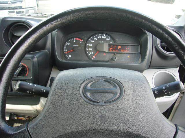 デュトロ セミロング全低床　２ｔ　タダノ３段クレーン　２．６３ｔ　フックイン　オートマ　純正ラジオ　ＥＴＣ　集中ドアロック　インフォメーションモニター　オーバーヘッドシェルフ　運転席エアバック　ＡＢＳ　荷台新塗装済（24枚目）