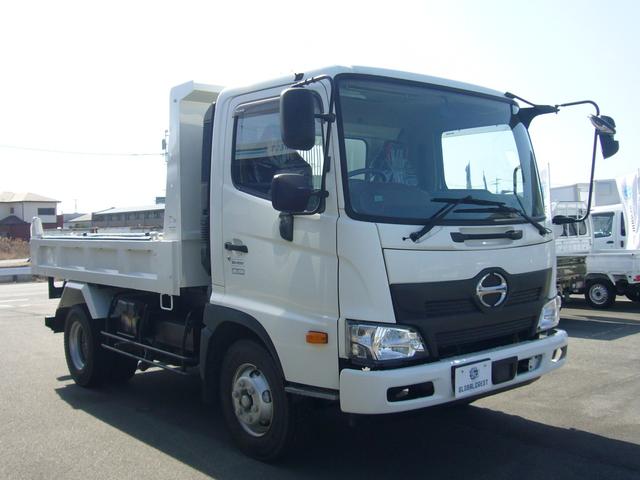 ヒノレンジャー ダンプ 3500kg 6速 FMAMラジオ Btオーディオ カラーインフォメーションモニター ETC 集中ドアロック 横滑り防止装置 オーバーヘッドシェルフ 電動ミラー LEDルームライト 荷台新塗装済み(14枚目)