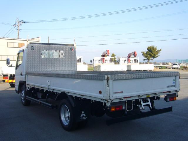 キャンター ロング全低床 3t ロングワイド オートマ 縞アルミ張り 荷台作業灯 自動被害軽減ブレーキ 坂道発進補助装置 ETC キーレス アームレスト オーバーヘッドシェルフ ECOモード 電動ミラー(7枚目)