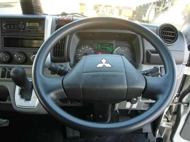 キャンター ロング全低床 3t ロングワイド オートマ 縞アルミ張り 荷台作業灯 自動被害軽減ブレーキ 坂道発進補助装置 ETC キーレス アームレスト オーバーヘッドシェルフ ECOモード 電動ミラー(14枚目)