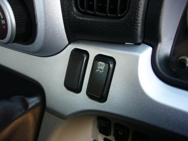 キャンター 全低床　カスタム　５速　ＥＴＣ　オートエアコン　自動被害軽減ブレーキ　車線逸脱警報　坂道発進補助装置　ＬＥＤヘッドライト　デジタルインナーミラー　革調シートカバー　サイドガードアクティブシステム　荷台新塗装済み（52枚目）