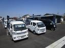 全低床　ＥＴＣ　キーレス　自動被害軽減ブレーキ　車線逸脱警報　横滑り防止装置　アームレスト　センターコンソール　オーバーヘッドシェルフ　電動ミラー　エアコン　ビニールシートカバー　スタッドレスタイヤ（35枚目）