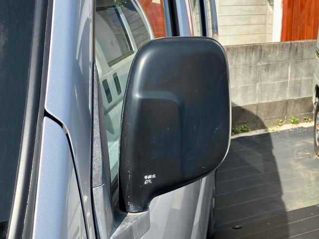 ミニキャブバン ＣＤ　４ＷＤ　軽バン　オートマ車　両側スライドドア　エアコン　パワーステアリング　運転席エアバッグ　最大積載量３５０ｋｇ（7枚目）