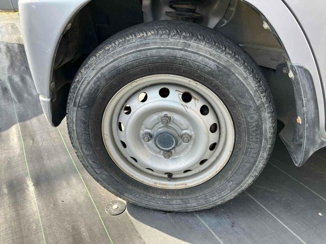 ミニキャブバン ＣＤ　４ＷＤ　軽バン　オートマ車　両側スライドドア　エアコン　パワーステアリング　運転席エアバッグ　最大積載量３５０ｋｇ（13枚目）