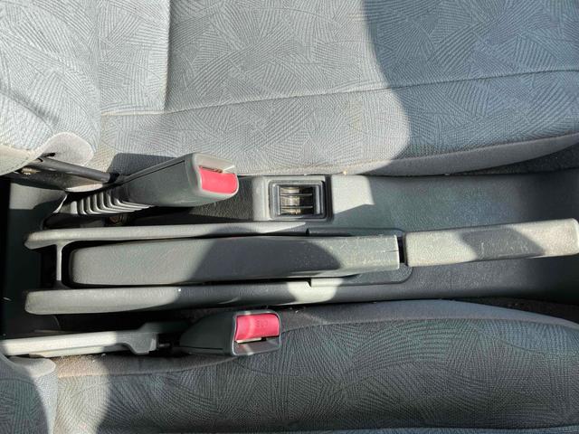 ミニキャブバン ＣＤ　４ＷＤ　軽バン　オートマ車　両側スライドドア　エアコン　パワーステアリング　運転席エアバッグ　最大積載量３５０ｋｇ（29枚目）